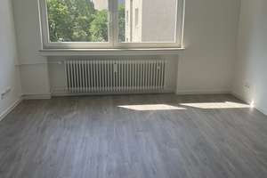 Gehobene 1-Zimmer Wohnung mit Balkon in Kölner Altstadt