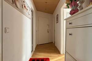 Vermietete 2-Zimmer-Wohnung mit EBK, Balkon, Aufzug und Bodenkammer // Kiel-Dietrichsdorf – Braunsberger Weg 10, 24149 Neumühlen-Dietrichsdorf, Kiel – Vorschaubild 7