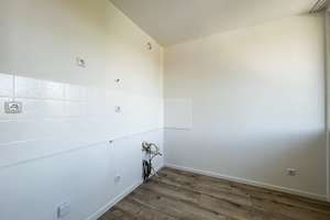 Attraktive 1-Zimmer-Wohnung im beliebten Münchner Norden – Schopenhauer Straße 105, 80809 Am Riesenfeld, München – Vorschaubild 2