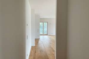 Hell & modern & viel Platz: 2 Zimmer + Balkon, guter Schnitt, modernes Tageslichtbad, Abstellraum – Hildesheimer Straße 454, 30519 Döhren, Hannover – Vorschaubild 12