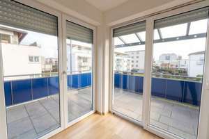 +WILEY+ Schicke Etagenwohnung mit 40 m² Wohnzimmer in ruhiger Wohnlage – Die vollständige Adresse der Immobilie erhältst du vom Anbieter., 89231 Neu-Ulm – Vorschaubild 9