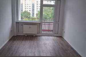 Gamigstraße 20 - helle 3 ZKB Wohnung im 4.OG zu vermieten – Die vollständige Adresse der Immobilie erhältst du vom Anbieter., 1239 Prohlis-Nord, Dresden – Vorschaubild 3