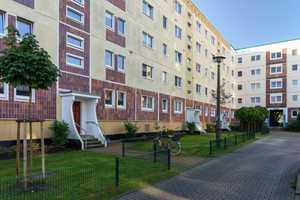 Schöner wohnen im Nordosten – Lorenzstr.  61, 18146 Rostock – Vorschaubild 1