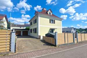 Freistehende modernisierte Stadtvilla mit einem 780m² großen Gartengrundstück – Die vollständige Adresse der Immobilie erhältst du vom Anbieter., 74865 Neckarzimmern – Vorschaubild 1