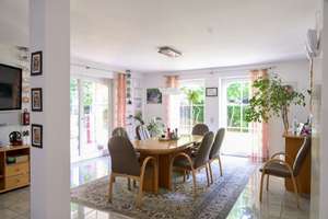 Exklusives Anwesen mit Einliegerwohnung, Garten und Schwimmhalle – Wohnen auf höchstem Niveau – Die vollständige Adresse der Immobilie erhältst du vom Anbieter., 66780 Rehlingen-Siersburg – Vorschaubild 9
