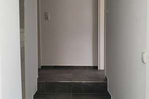 10363 - Modernes saniertes Einfamilienhaus mit Dachterrasse in Frankfurt-Praunheim – 60488 Praunheim, Frankfurt am Main – Vorschaubild 9