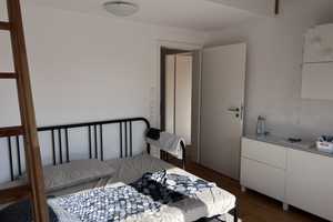 Exklusive 4-Zimmer-Doppelhaushälfte mit gehobener Innenausstattung und EBK in München Freimann – Thujaweg 2a, 80939 München – Vorschaubild 14