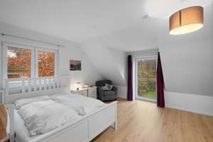 Modernes, neuwertiges Reihenendhaus im Alstertal – Die vollständige Adresse der Immobilie erhältst du vom Anbieter., 22399 Poppenbüttel, Hamburg – Vorschaubild 10