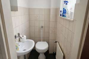Nürnberg-Süd - charmantes, renovierungsbedürftiges RMH in ruhiger Lage – Die vollständige Adresse der Immobilie erhältst du vom Anbieter., 90455 Kornburg, Worzeldorf, Nürnberg – Vorschaubild 12
