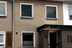 Reihenmittelhaus in ruhiger zentraler Lage in Wuppertal-Barmen – Die vollständige Adresse der Immobilie erhältst du vom Anbieter., 42283 Barmen, Wuppertal – Vorschaubild 1