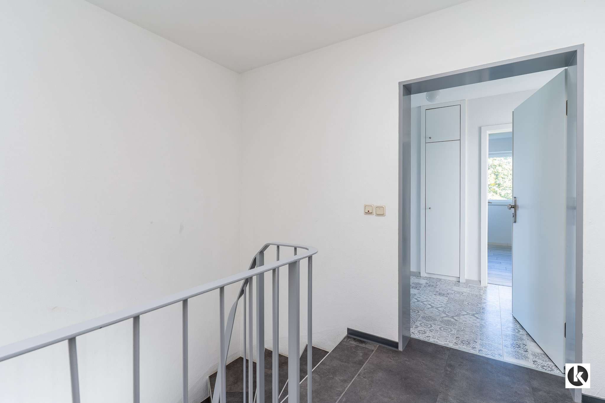 Immobilie in Königsmoos - Besonderes Wohnen über zwei Ebenen – gepflegte Maisonette mit Wohlfühlatmosphäre - Bild 10