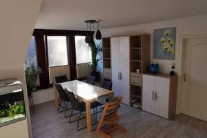 Ansprechende 2,5-Zimmer-DG-Wohnung mit Dachterrasse und Einbauküche in Henstedt-Ulzburg – Die vollständige Adresse der Immobilie erhältst du vom Anbieter., 24558 Henstedt-Ulzburg – Vorschaubild 3