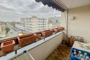 Gut geschnittene Eigentumswohnung mit Loggia in Köln Neubrück – Die vollständige Adresse der Immobilie erhältst du vom Anbieter., 51109 Neubrück, Köln – Vorschaubild 2