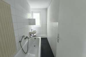 Schöne Familienwohnung zum kleinen Mietpreis – Albert-Keller-Straße 8, 6217 Merseburg – Vorschaubild 7