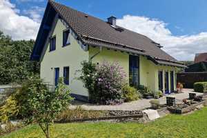 Schickes Einfamilienhaus mit Einliegerwohnung und großer Doppelgarage in Ortsrandlage von Herdorf! – Altenkirchen (Westerwald) (Kreis) – Vorschaubild 7