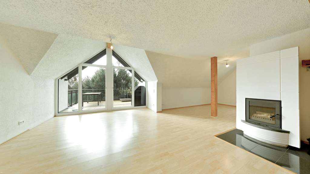 Immobilie in Graben - Maisonette mit Kamin, Balkon, Dachstudio & Garage - Bild 1