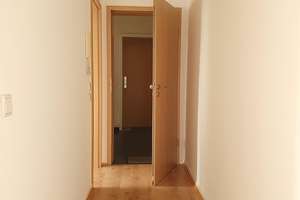 1,5 R.-DG-Apartment, gehobene Ausstattung (Hübsches Bad, Balkon, Kochgelegenh.)  in E Frintrop – Die vollständige Adresse der Immobilie erhältst du vom Anbieter., 45359 Frintrop, Essen – Vorschaubild 14