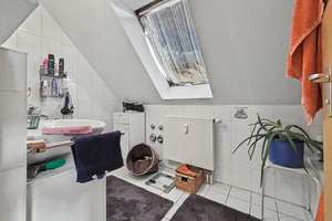 Vermietete 3-Zimmer-Dachgeschosswohnung in Augsburg-Göggingen – Die vollständige Adresse der Immobilie erhältst du vom Anbieter., 86199 Göggingen-Süd, Augsburg – Vorschaubild 7