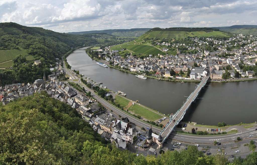 Immobilie in Traben-Trarbach - Mehrfamilienhaus 230 m² – perfektes Projekt für Ferienwohnung / Zweitwohnsitz - Bild 1