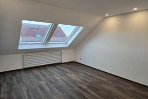 Lichtdurchflutetes Wohnerlebnis: Frisch renovierte 3-Zimmer-DG-Wohnung in Karlsruhe-Neureut – Pralistraße 21, 76149 Neureut, Karlsruhe – Vorschaubild 19