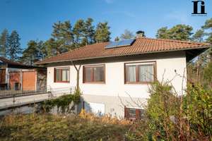 Wohnen am Waldrand bei Erlangen – Bungalow auf außergewöhnlichem Grundstück – Die vollständige Adresse der Immobilie erhältst du vom Anbieter., 91054 Burgberg, Erlangen – Vorschaubild 7