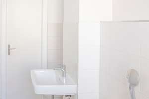 Frisch renoviert - Balkon - Badewanne - Mitte – Invalidenstraße 141, 10115 Mitte (Ortsteil), Berlin – Vorschaubild 10
