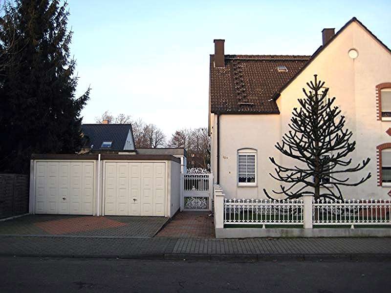 Eine Perle in ruhiger Lage von Wanne Eickel mit Doppelgarage und Kaufgrundstück