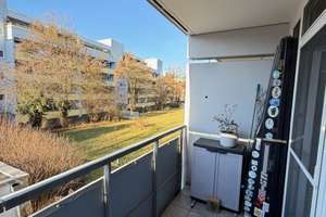 Brück Immobilien - Charmante 3-Zi.-Wohnung mit 2 Loggien in ruhiger Lage – Die vollständige Adresse der Immobilie erhältst du vom Anbieter., 81825 Josephsburg, München – Vorschaubild 1