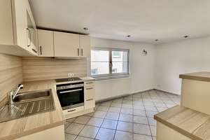 Charming 4-room family home with fitted kitchen and parking in Hofheim – Oranienstr. 6, 65719 Hofheim am Taunus – Vorschaubild 4