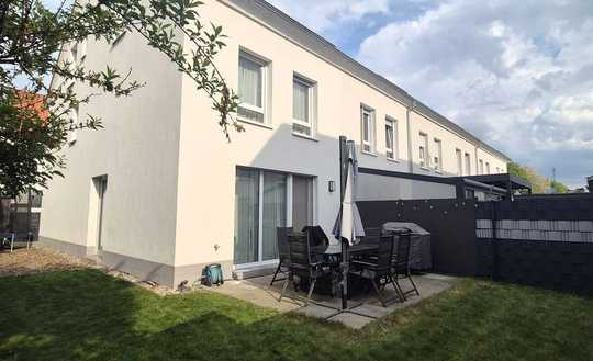 Neuwertiges Reihenendhaus mit Garten, PV-Anlage & hochwertiger Ausstattung.