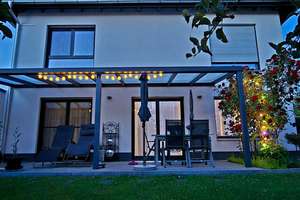 Neuwertige Stadtvilla Massiv großzügige Raumaufteilung Naturbaustoffe – Die vollständige Adresse der Immobilie erhältst du vom Anbieter., 83022 Ost, Rosenheim – Vorschaubild 3