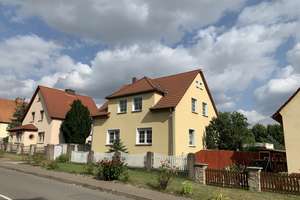 Preiswertes, saniertes 5-Raum-Einfamilienhaus in Karsdorf – Die vollständige Adresse der Immobilie erhältst du vom Anbieter., 6638 Karsdorf – Vorschaubild 1