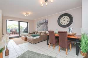 Großzügige 4-Zimmer-Maisonettewohnung mit Balkon 
in Mönchengladbach-Neuwerk