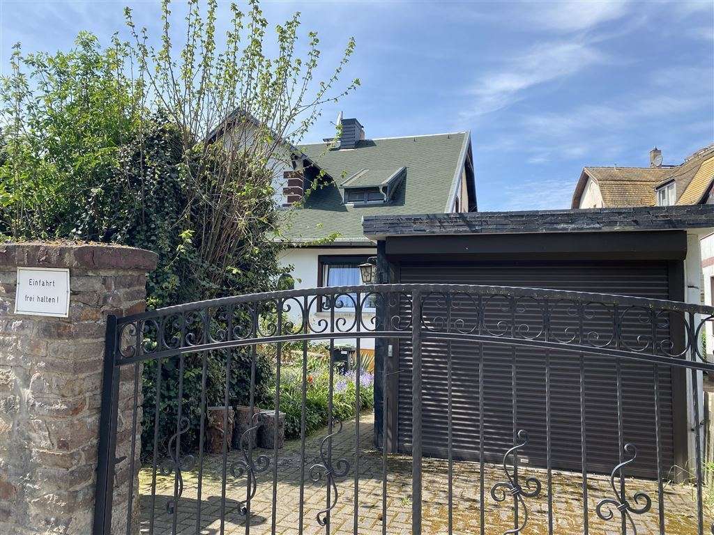 Immobilie in Wurzen - Wurzen * gemütliche DHH mit Garage* 3 Zimmer* 1 Bad* 2 Küchen* zentrale Lage* gepflegt - Bild 1