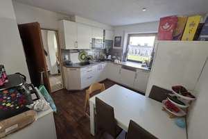 1400 € - 110 m² - 4.0 Zi.