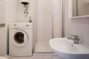 Modernes Dachgeschoss mit 2 Zimmern, Terrasse und offenem Wohnkonzept – Wrangelstraße 90, 10997 Kreuzberg, Berlin – Vorschaubild 6