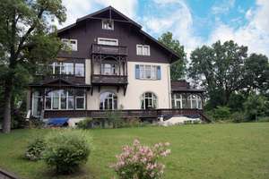 Sonnige 3-Zimmer-Maisonette-Wohnung mit Einbauküche & Balkon im 2.Obergeschoss/Dachgeschoss – Am Steinberg 11, 1326 Loschwitz/Wachwitz, Dresden – Vorschaubild 2