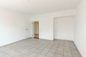 Großzügige Etagenwohnung in Stadtnähe und lichtdurchfluteten Räumen – Die vollständige Adresse der Immobilie erhältst du vom Anbieter., 40211 Stadtmitte, Düsseldorf – Vorschaubild 4