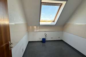 4,5-Zimmer-Wohnung in Oberhausen – Emdenstraße 10, 46145 Sterkrade-Mitte, Oberhausen – Vorschaubild 15