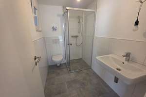 Modernisiertes Haus mit 3 Wohnbereichen, Garten, Vermietungspotenzial und optionaler Scheune – Böllatstrasse 14, 72622 Nürtingen – Vorschaubild 14
