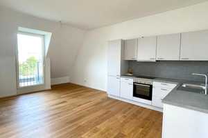 Qualität trifft Lage, moderne 2 Zimmer Whg und EBK, Tgl. Bad und Balkon im Herzen von Wiesbaden – Wilhelmstraße 44-46, 65183 Wiesbaden – Vorschaubild 2