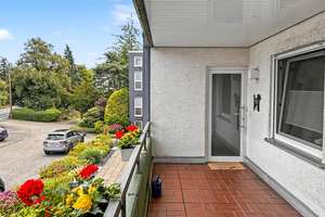 Großzügige 3-Zimmer-Wohnung mit Balkon, Kaminofen und zwei Stellplätzen in Wuppertal – Die vollständige Adresse der Immobilie erhältst du vom Anbieter., 42279 Oberbarmen, Wuppertal – Vorschaubild 2