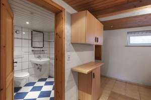 Reihenmittelhaus mit Garten, Sauna und Außenstellplatz in Weilimdorf – Die vollständige Adresse der Immobilie erhältst du vom Anbieter., 70499 Weilimdorf (Ortsteil), Stuttgart – Vorschaubild 12