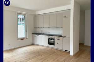 Terrassenwohnung im Neubau: 2 Zimmer mit viel Platz, Einbauküche, Parkett,Tageslichtbad, Abstellraum