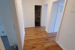 Traumhafte 2 Zimmer Wohnung im Herzen von Pempelfort!!!! – Die vollständige Adresse der Immobilie erhältst du vom Anbieter., 40477 Pempelfort, Düsseldorf – Vorschaubild 2