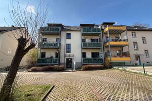 Saniertes Mehrfamilienhaus in Chemnitz mit Balkonen, Stellplätzen und neuer Heizungsanlage – Die vollständige Adresse der Immobilie erhältst du vom Anbieter., 9131 Ebersdorf, Chemnitz – Vorschaubild 3