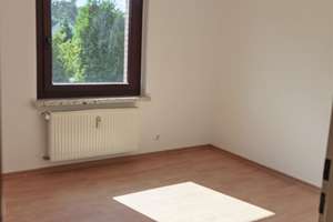 Schöne 4-Zi-Whg. mit Terrasse und Garten – Wildweg 1b, 29229 Celle – Vorschaubild 3