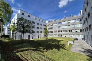 GANZ OBEN ! 1 RAUM-WOHNUNG,  MÖBLIERT, DACHGARTEN! (TG) – August-Bebel-Straße 17B, 1219 Strehlen, Dresden – Vorschaubild 13