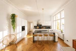 Schlüterstraße 6 Zi-Whg im VH 4. OG mit Aufzug - EBK u. Balkon – Schlüterstraße 17, 10625 Charlottenburg, Berlin – Vorschaubild 4