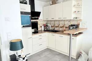 Sofort bezugsfreie 2-Zimmer-Wohnung mit Balkon, Stellplatz und Einbauküche – Die vollständige Adresse der Immobilie erhältst du vom Anbieter., 22457 Schnelsen, Hamburg – Vorschaubild 3
